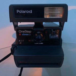 Polaroid 600 OneStep Close Up Instant Camera